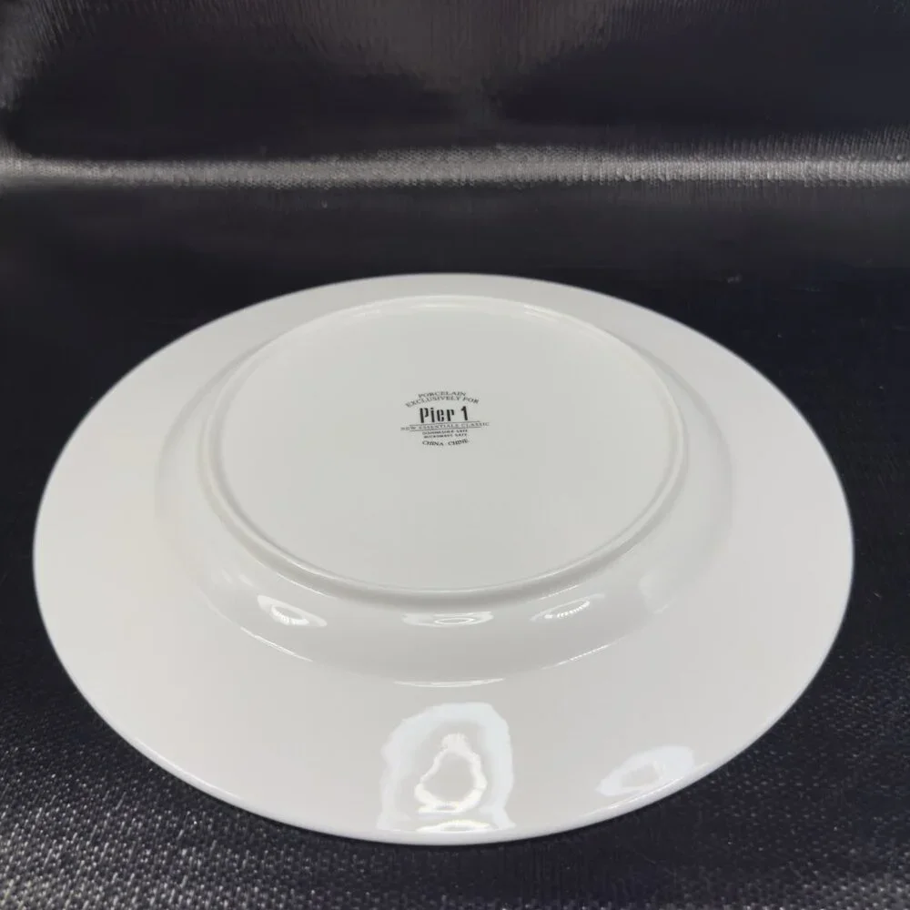 Pier 1 New Essentials Classic Coupe White‎ Porcelain 11inch Plate Dish Set 4 VTG